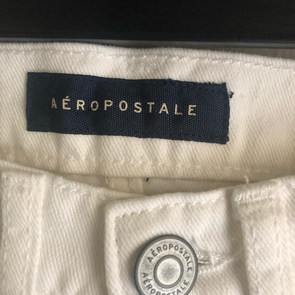 Aeropostale Boyfriend White 5 Pocket Jeans - Picture 2 of 13